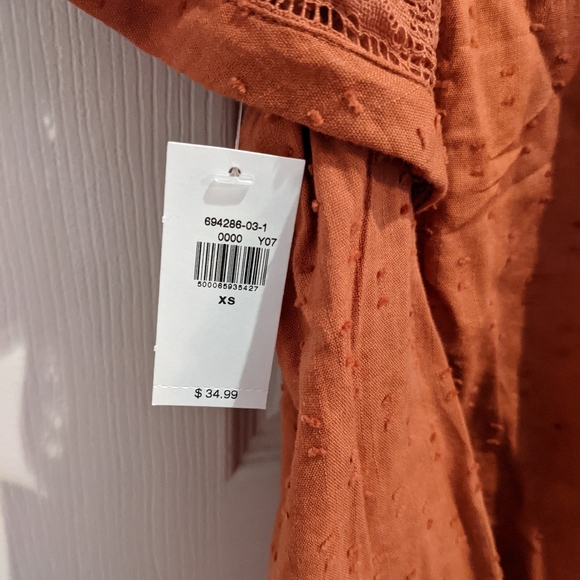 Old Navy - oversized clip-dot crochet lace button front blouse - rust orange xs - Picture 4 of 7